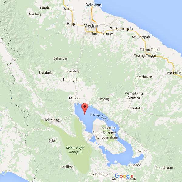 danau toba terletak di kota mana